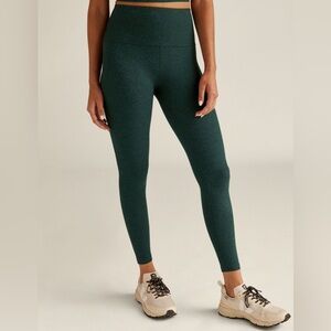 Beyond Yoga Butter Soft Green Leggings Size Small